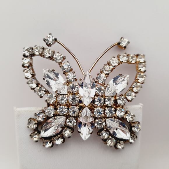 Vintage Mid-Century Clear Rhinestone Butterfly Brooch Pin Silver Tone - Picture 4 of 10
